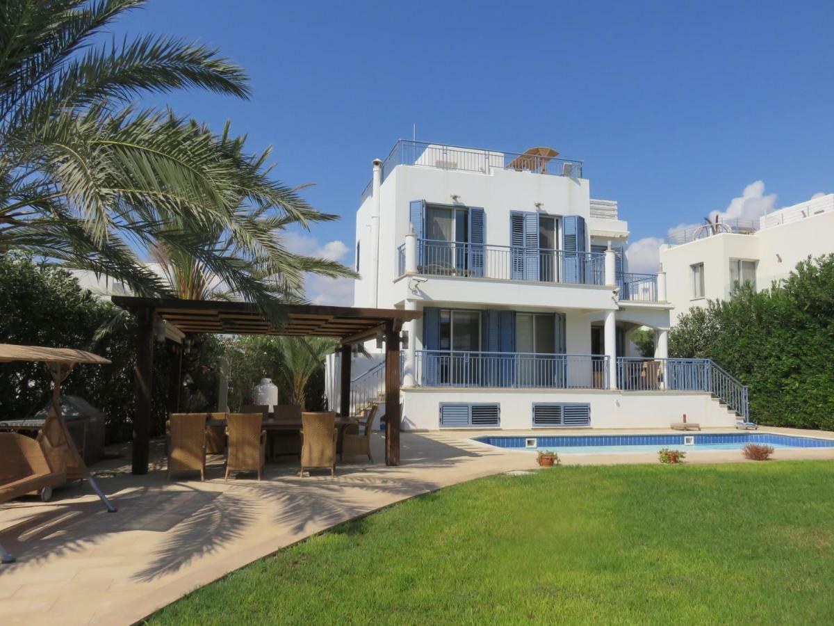 Villa Victoria Paphos Esterno foto