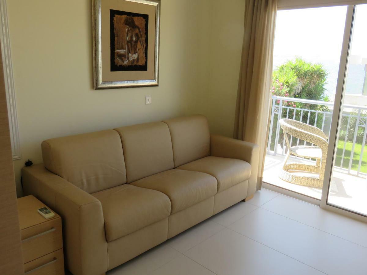 Villa Victoria Paphos Esterno foto