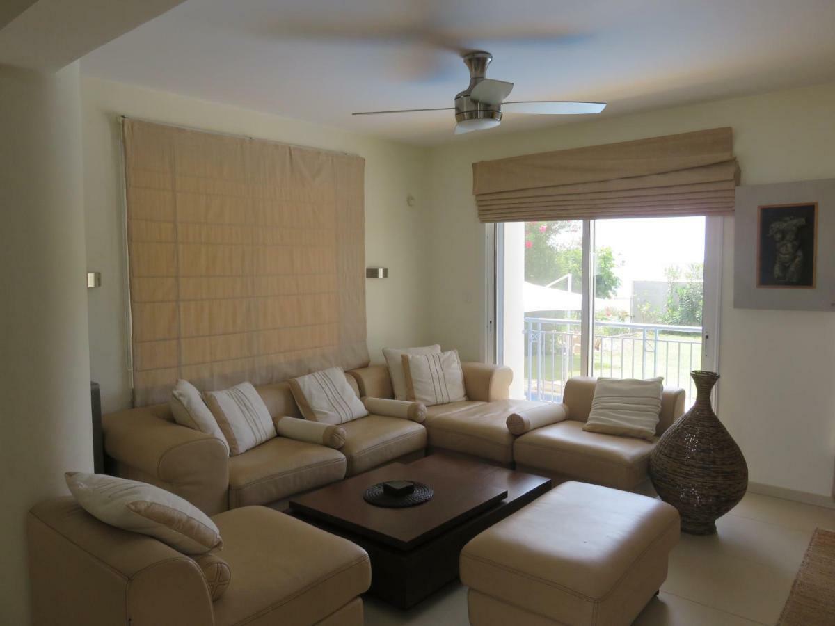 Villa Victoria Paphos Esterno foto